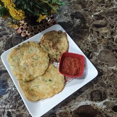 A picture of Kodo millet vegetable chilla.