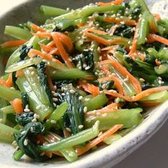 A picture of Simple Namul with Plenty of Komatsuna!.
