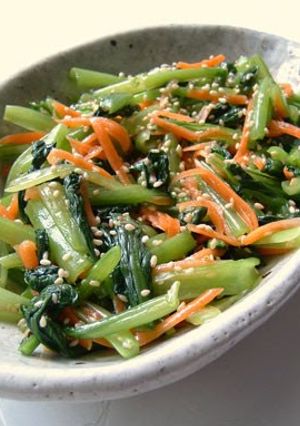 A picture of Simple Namul with Plenty of Komatsuna!.