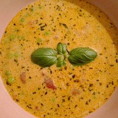 A picture of Green pea soup from heaven.