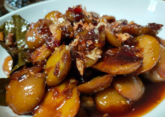 Semur jengkol manis pedas