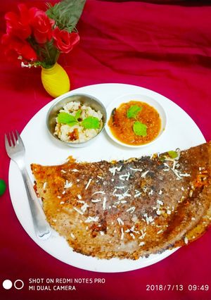 A picture of Mysore masala paneer dosa.