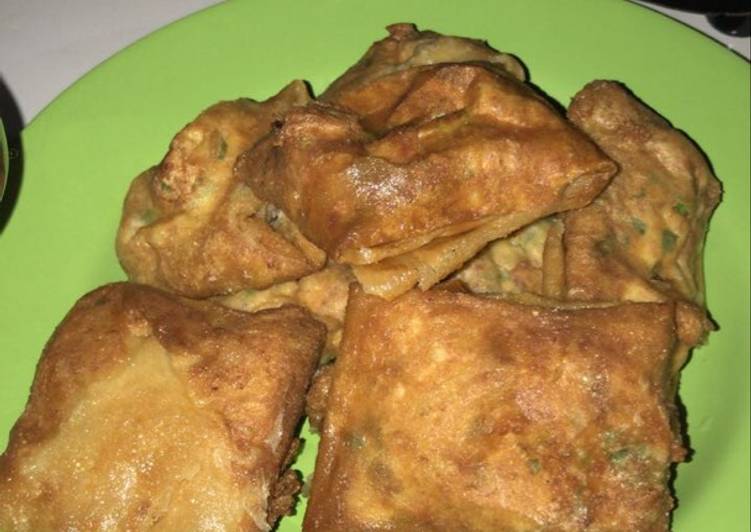 Martabak telur daging kornet