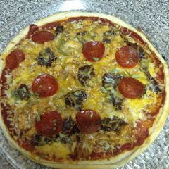 A picture of Bbq Chicken Four Cheese Cheesesteak Pepperoni Pizza.
