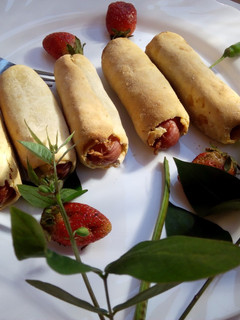 A picture of Sausage rolls.