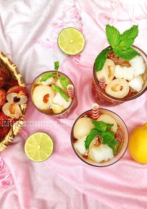 Hình của món Trà Thạch Vải.