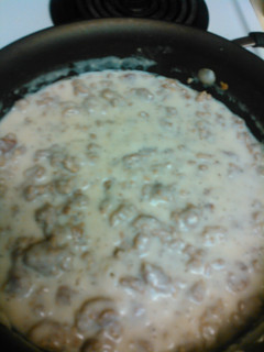 A picture of How to: White gravy.