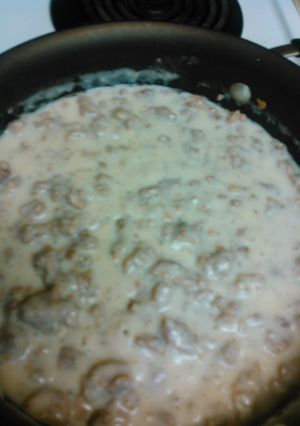 A picture of How to: White gravy.