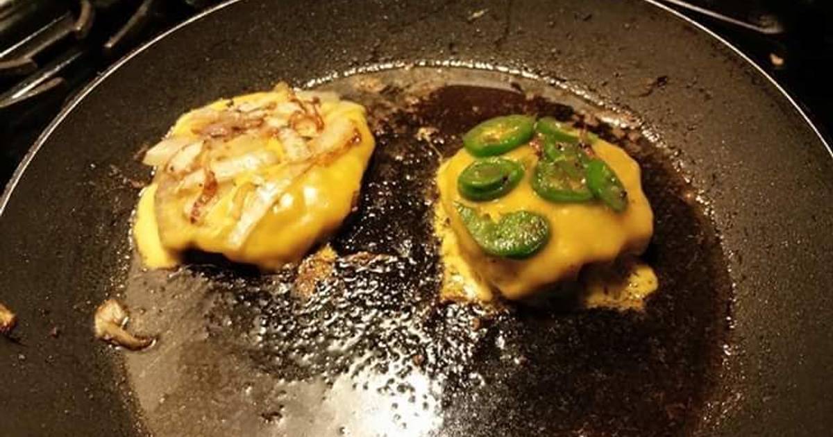 Spicy jalapeño burger Recipe by joi2daworld Cookpad