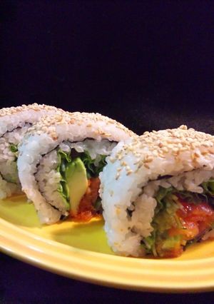 A picture of California Roll.