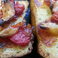 A picture of Garlic Focaccia Snacks.
