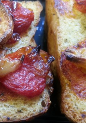 A picture of Garlic Focaccia Snacks.