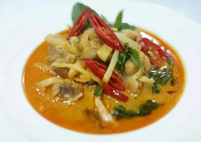 Easiest Way to Prepare Speedy Thai Chicken Red Curry