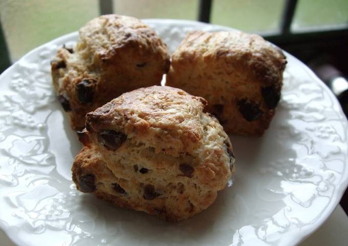 Banana Chocolate Scones