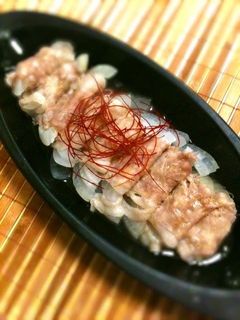 A picture of Microwave Sweet Onion and Thinly Sliced Pork Rolls.