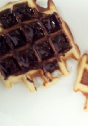 A picture of home made waffles.