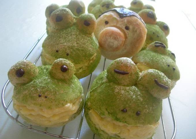 Froggy Cream Bread Recipe by cookpad.japan - Cookpad