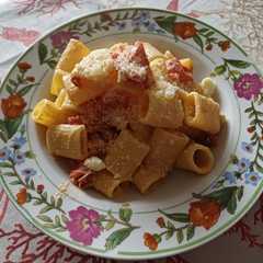 Foto di Mezze maniche con i peperoni