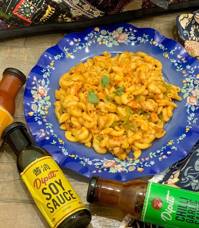 A picture of Chilli Chicken Pasta.