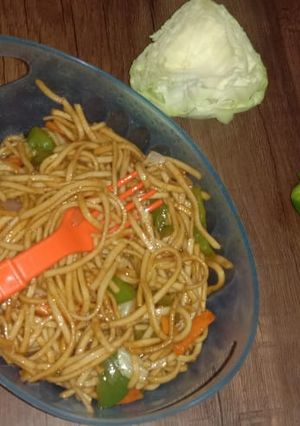 A picture of Veg Hakka Noodles.