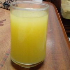 A picture of Homemade orange juice.
