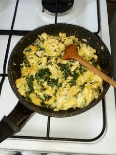 Spenótos rántotta recept fotója