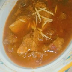 A picture of Beef korma🍲.