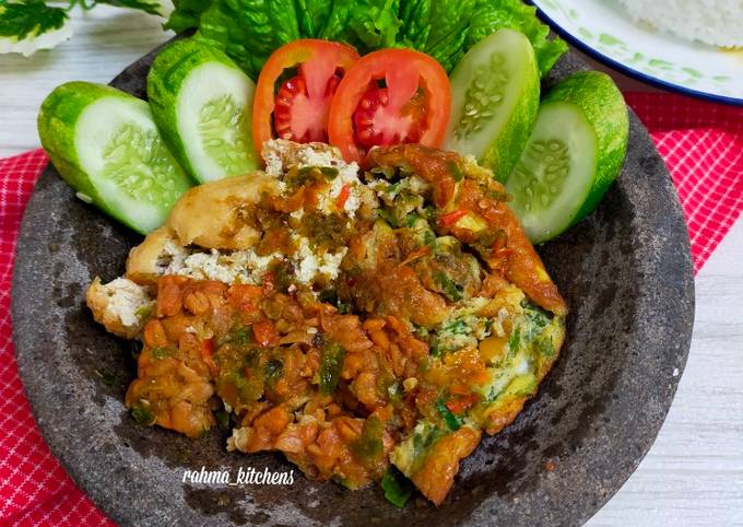 Resep Penyet 3t Tahu Tempe Telur Oleh Rahma Bunda Radit And Rafa Cookpad