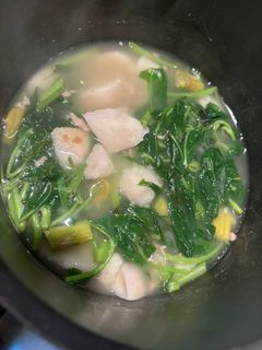 Hình của món Canh khoai rau muống.