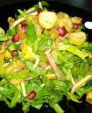 Салат с мандарином, гранатом и грецкими орехами