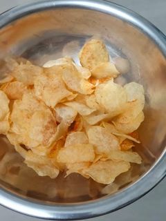 બટાકા ની વેફર (Bataka Wafer Recipe In Gujarati) રેસીપી મુખ્ય ફોટો