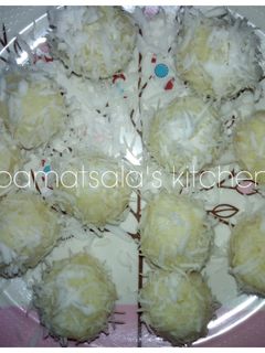 Coconut laddoo ainihin hoton girkin
