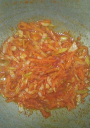 Foto resep Sambal wortel kol pedas mantap👌