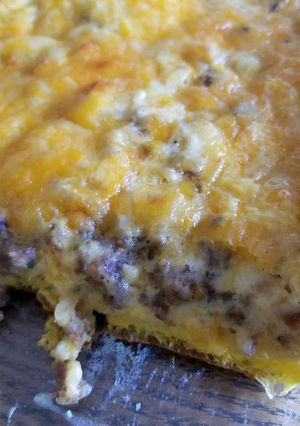 A picture of Biscuit & Gravy Casserole.