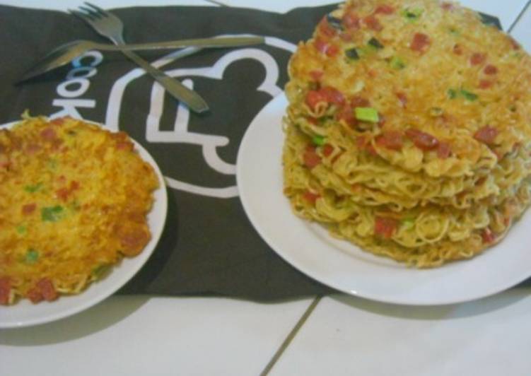 Martabak Mie Tekor(Telor dan Kornet)