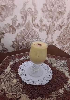 عکسی از دستور شیک موز و انبه