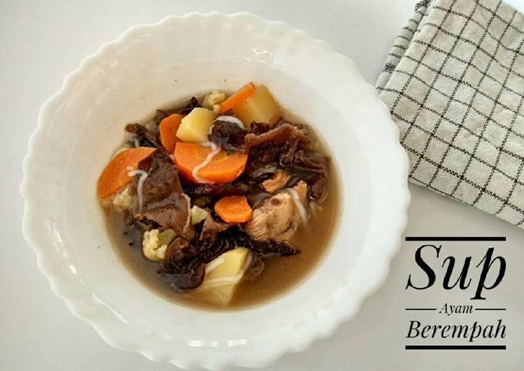 Bumbu Menyiapkan Sup Ayam Berempah (#postingrame2_sop) Lezat