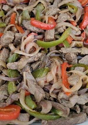 Una foto de Lomo saltado a mi manera