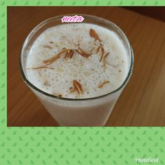 A picture of Almond Banana shake.