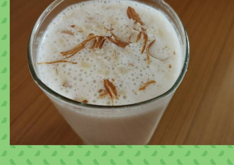 Recipe of Almond Banana shake in 11 Minutes for Mom