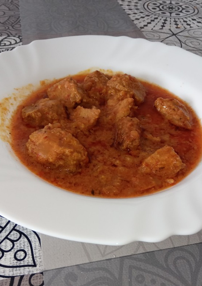 Una foto de Atún en salsa 🐟🐟🐟