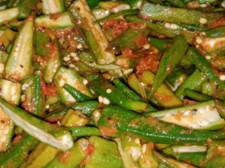 How To Make Gravy bhindi which Delicious