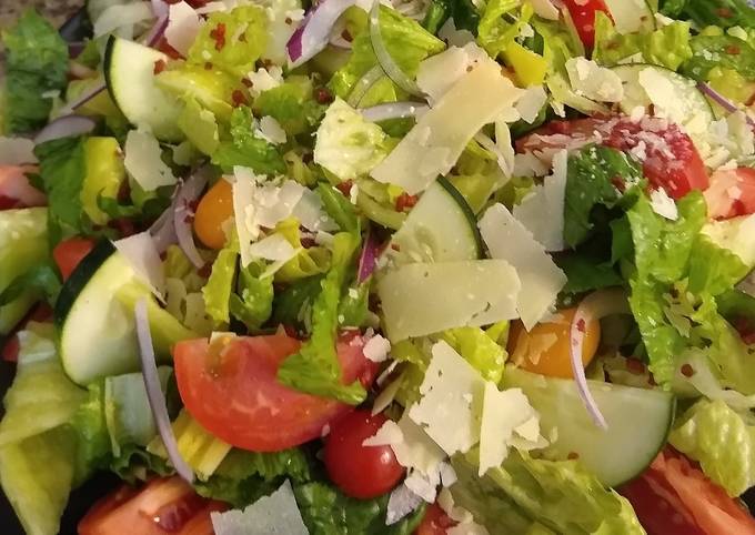 Step-by-Step Guide to Make Homemade Garden Salad