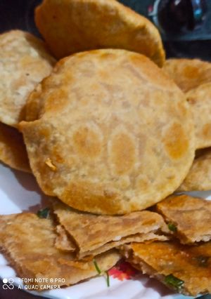 आलू की कचौड़ी (Aloo ki kachori recipe in Hindi) रेसिपी मुख्य फोटो