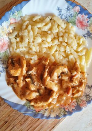 Gombás csirkeragú recept fotója