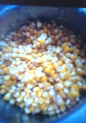 बोइल कॉर्न (Boil corn recipe in hindi) रेसिपी मुख्य फोटो