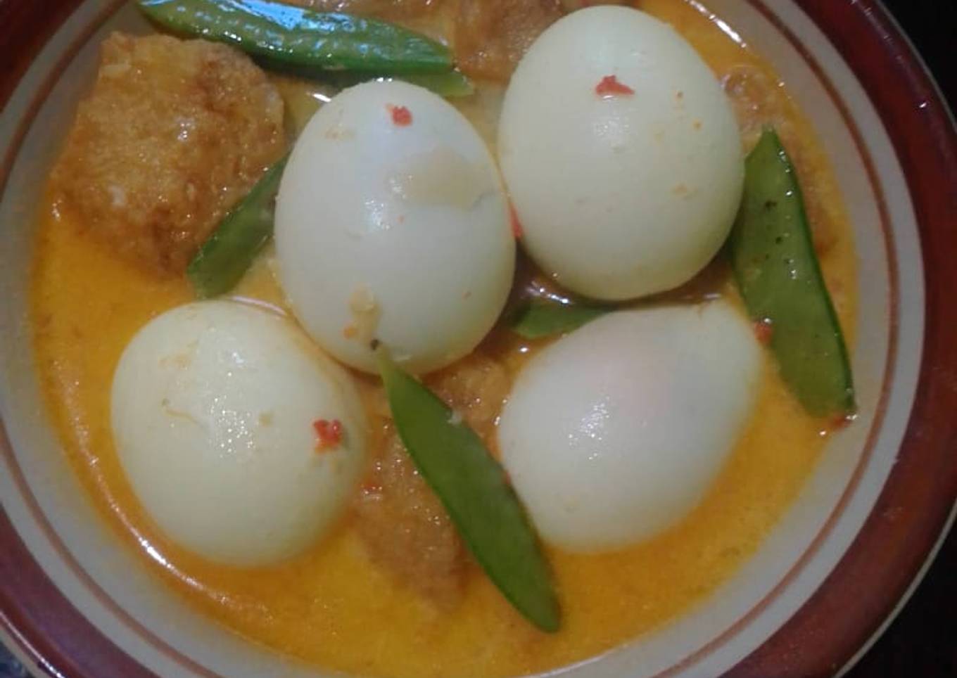 Telur Santan Pedas