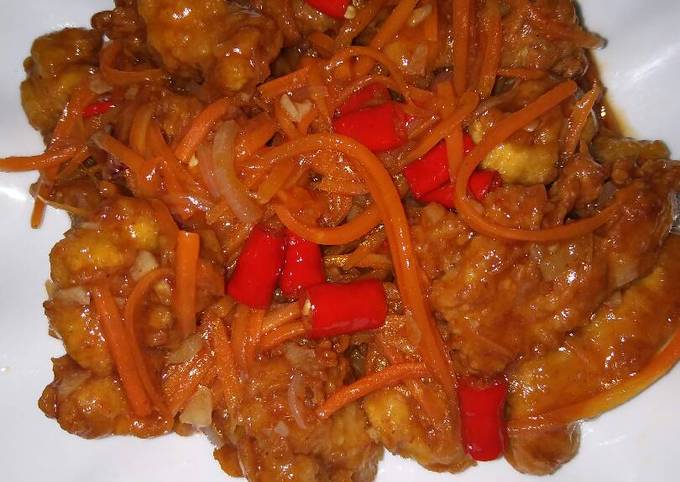 Bagaimana Membuat Ayam Goreng Tepung Saus Asam Manis yang Menggugah Selera