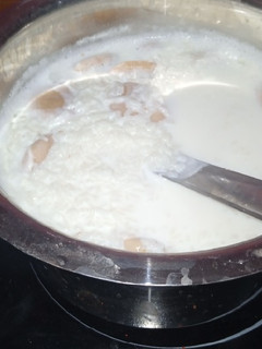 खीर पिट्ठी (Kheer pithi recipe in Hindi) रेसिपी मुख्य फोटो