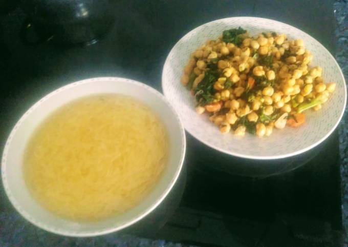 Sopa de cocido y garbanzos con kale Receta de juani Gernika- Cookpad